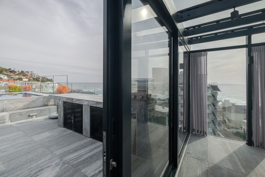 3 Bedroom Property for Sale in Bantry Bay Western Cape